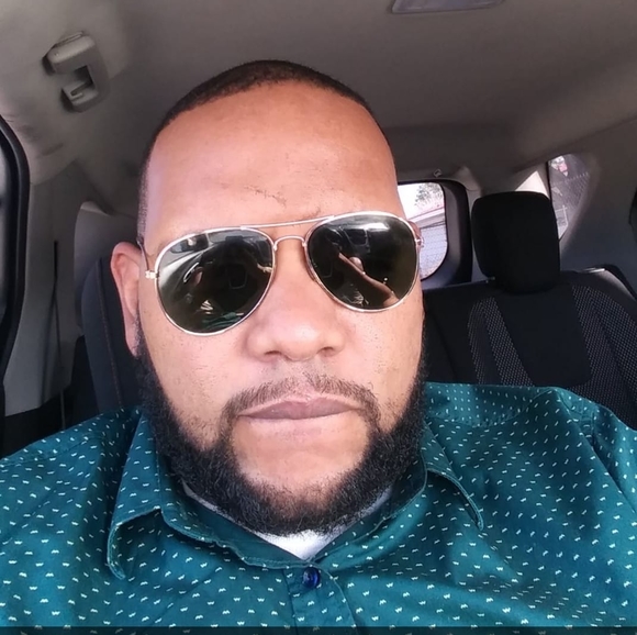 Meet your Posher, Jacarius - Picture 1 of 1